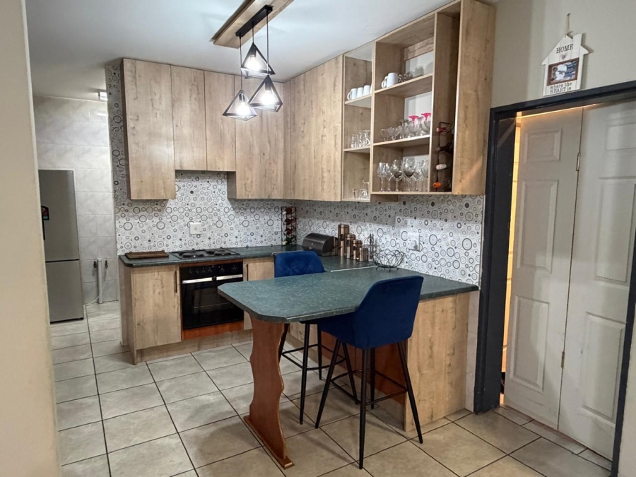 4 Bedroom Property for Sale in Waterval East North West